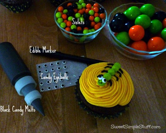 Creepy Crawly Cupcake Sixlets