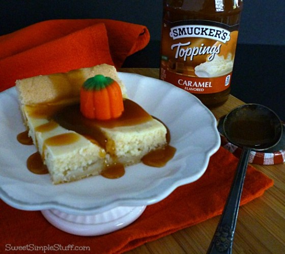 pumpkin spice cheesecake bars