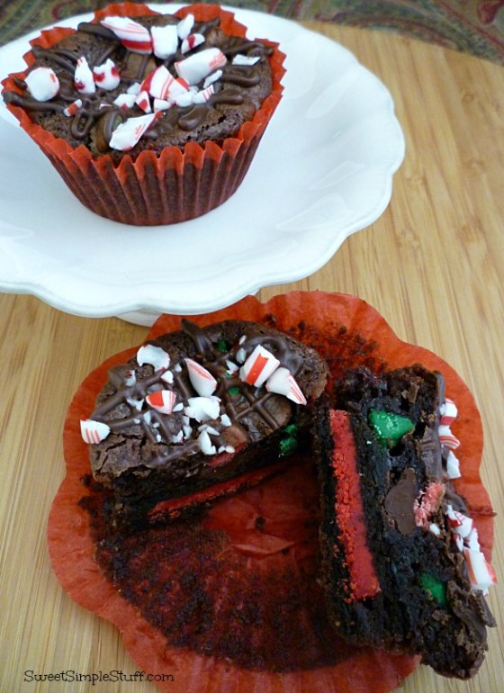 Peppermint Brownie Oreos