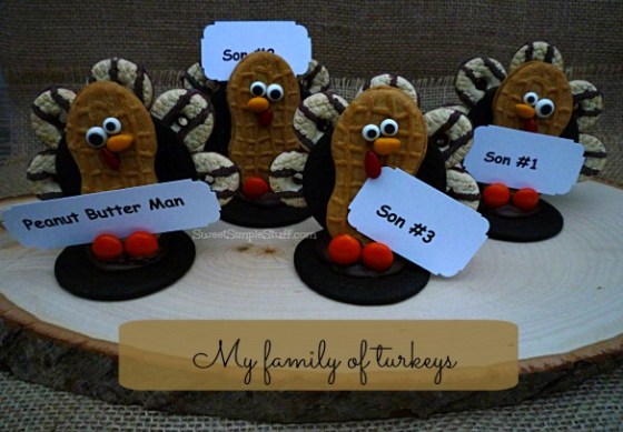Thanksgiving Turkey Nutter Butter Place Cards