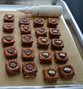 Football candy sandwich - SweetSimpleStuff